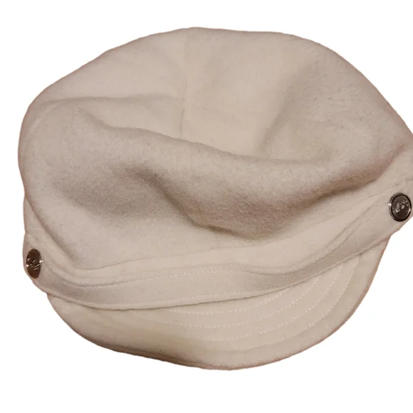 A/X hat size M/L - Picture 2 of 6